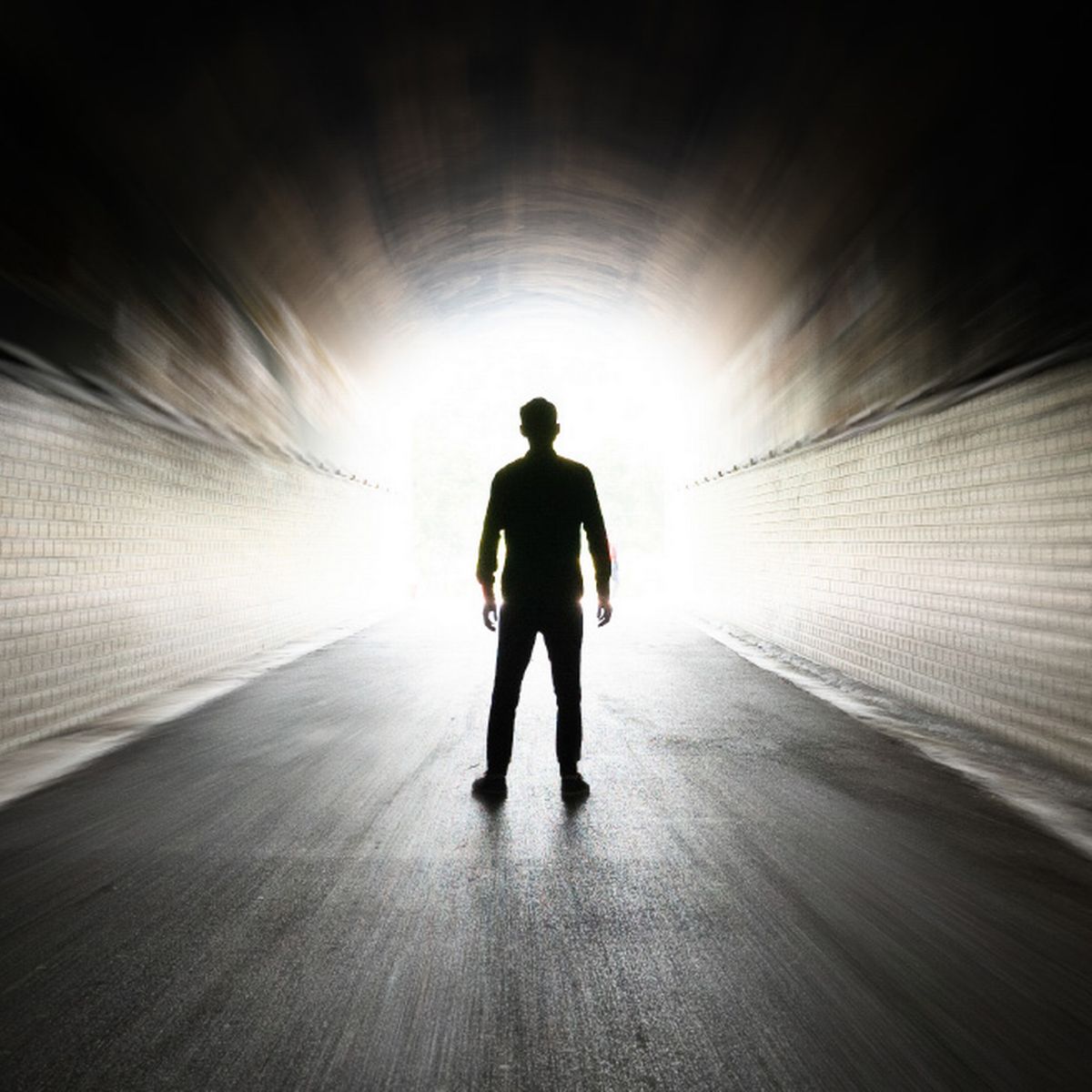 0_Secrets-of-near-death-experiences-from-tunnel-of-light-to-grey-zone-between-living-and-dying.jpg