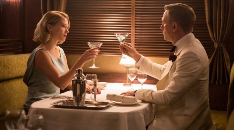 Bond-Style-Romantic-Evening-Featured-800x445.jpg
