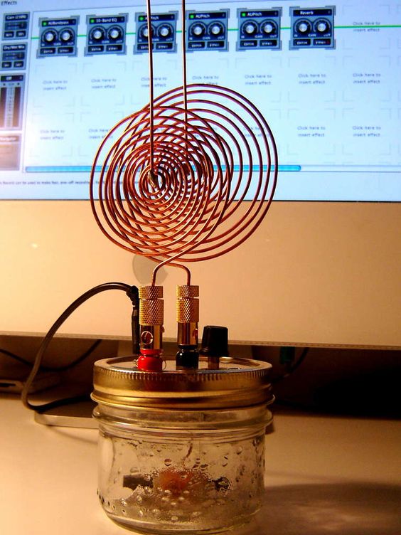 e0268cbf7df982038cc3d6f5c0c9e06c--electromagnetic-field-diy-electronics.jpg